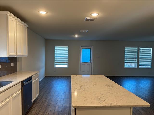 Building Photo - 1441 Lumberton Dr
