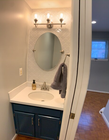 Half Bathroom - 2119 Fulton Ave