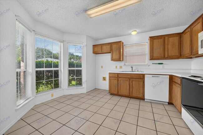 Building Photo - 3728 Chaddybrook Ln