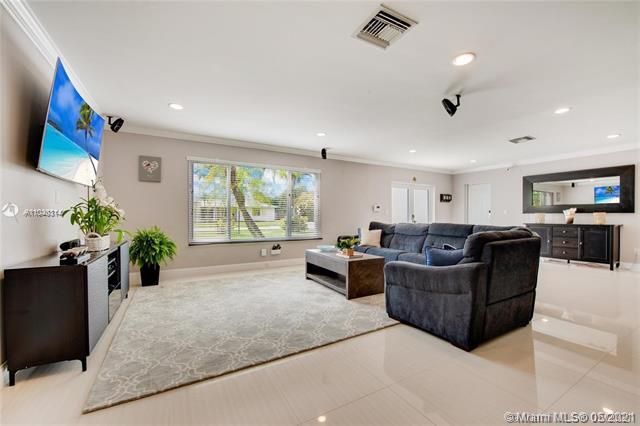 Building Photo - 8485 SW 143rd St