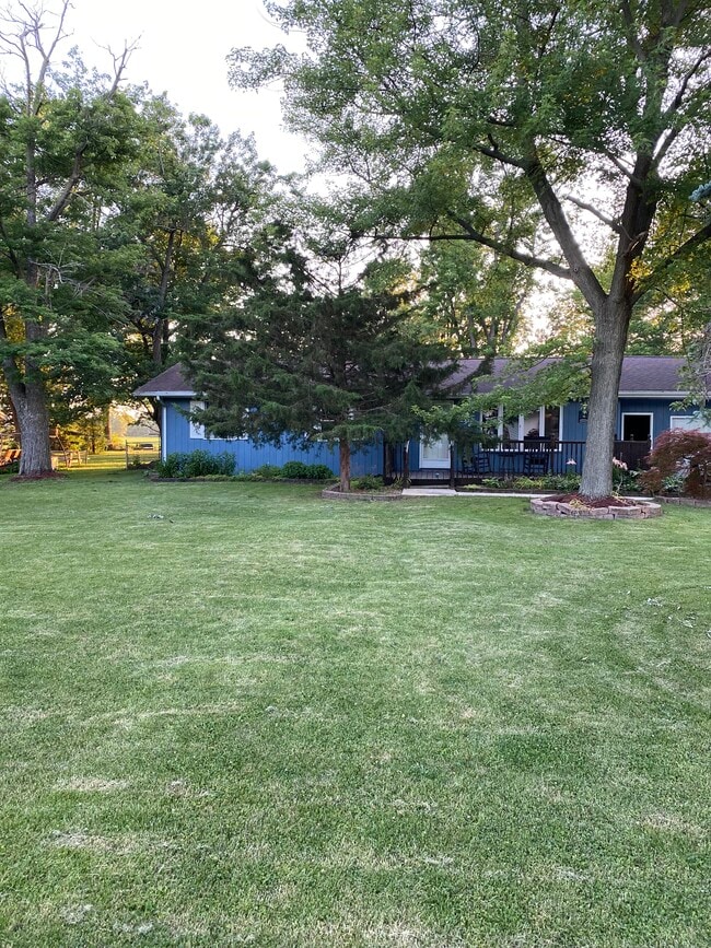 Building Photo - 2639 Debbie Dr