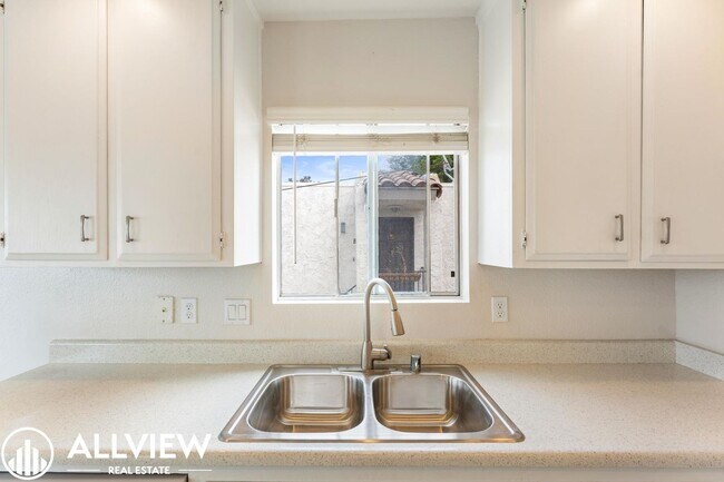 Building Photo - 34602 Calle Rosita