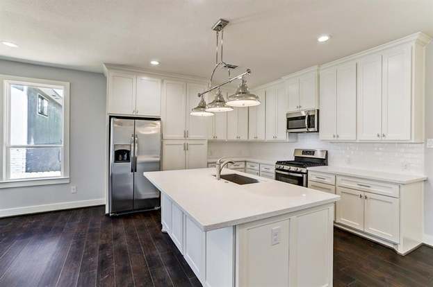 Building Photo - 8618 Valley Song Dr