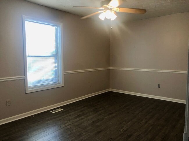 Building Photo - 1+ Acre of Wooded Privacy in Allatoona High School