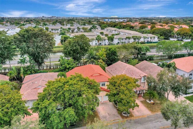 Building Photo - 10880 NW 58th Terrace