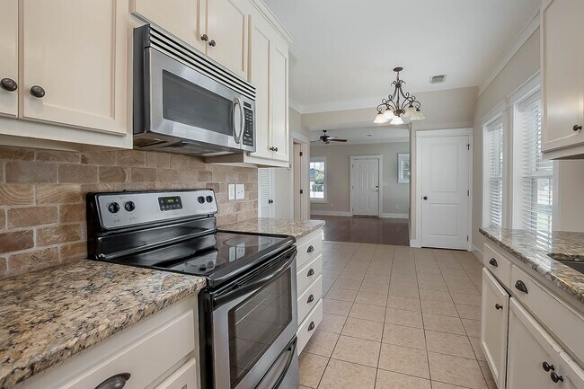 Building Photo - The Grove