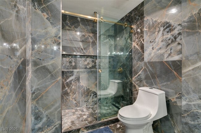 Building Photo - 174 Buena Ct