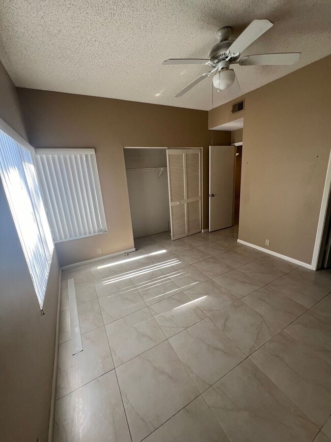 Building Photo - Cypress Trace Condo