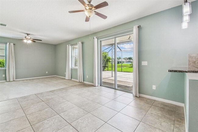 Building Photo - 12320 Fairlawn Dr