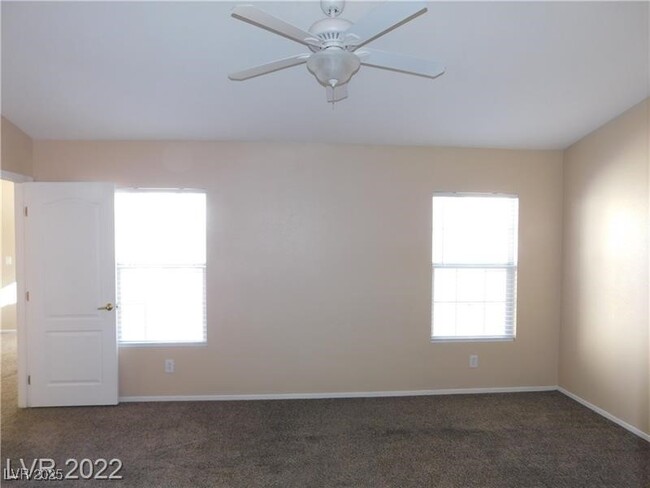 Building Photo - 2413 Belt Buckley Dr