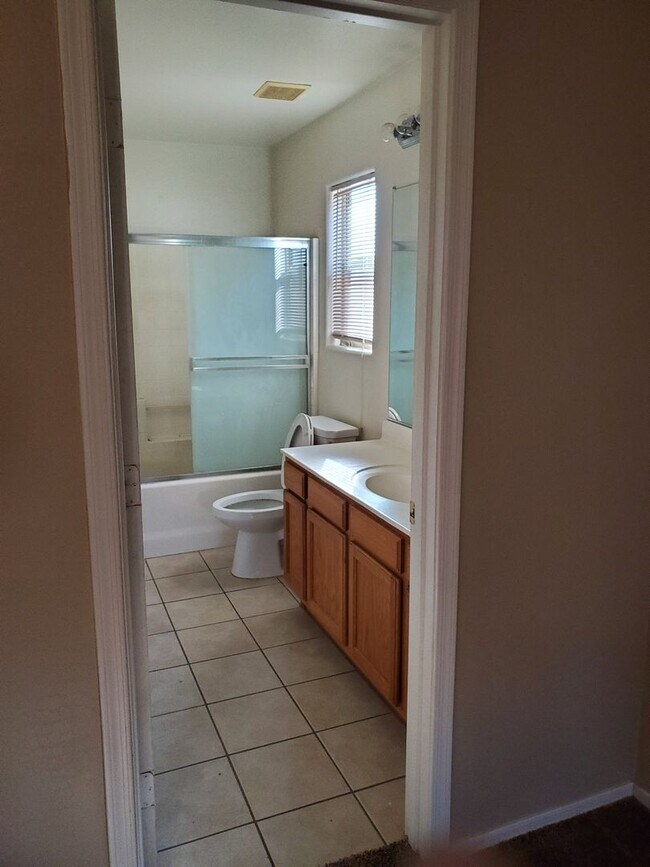 Building Photo - COMING SOON! 3 bedroom &2 bathroom House in Avondale!