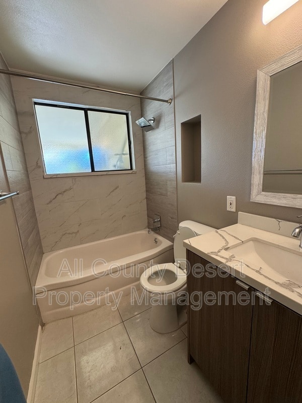 Building Photo - 70181 Sun Valley Dr