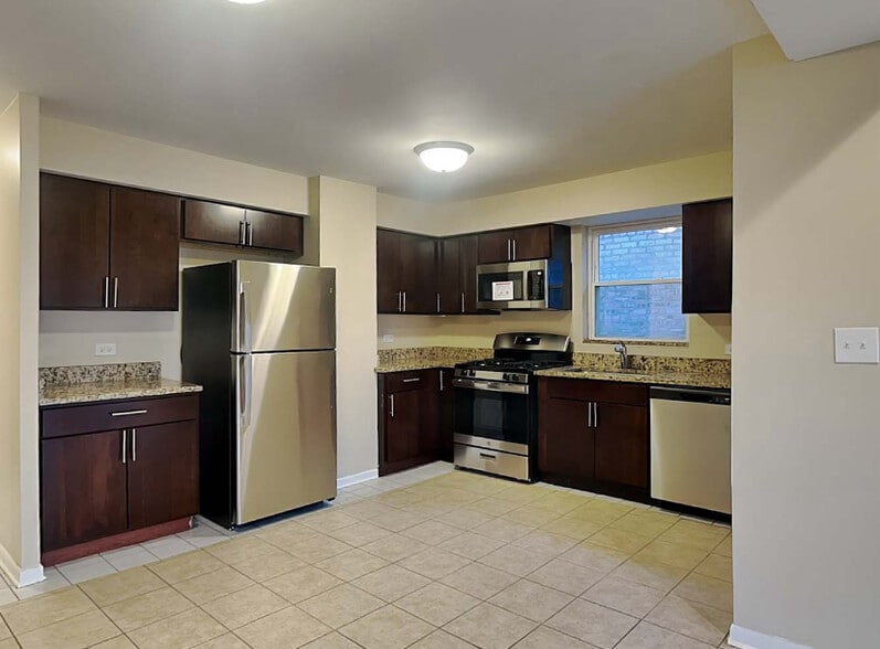 Building Photo - 7740 W Norwood St