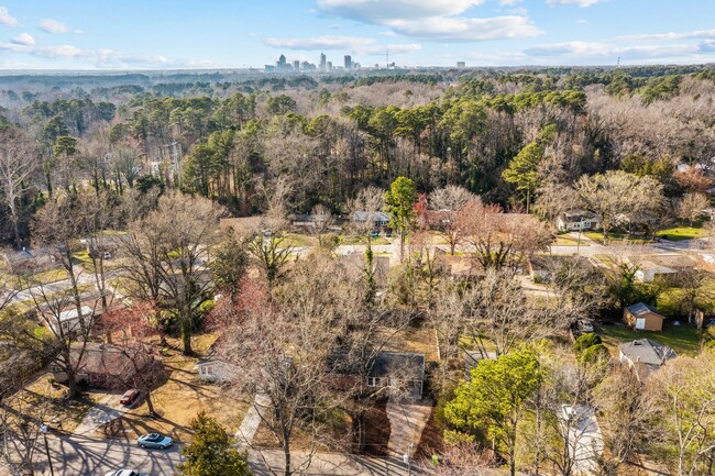 Building Photo - Beautiful 3BR Home in SE Raleigh - Fully R...