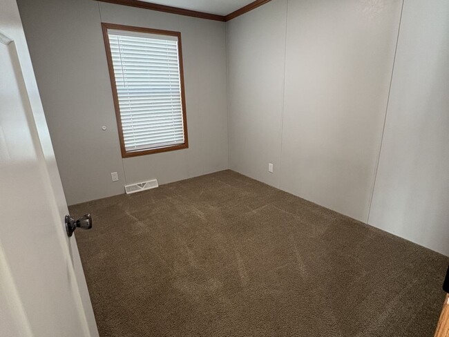 Building Photo - 4452 La Casa Way
