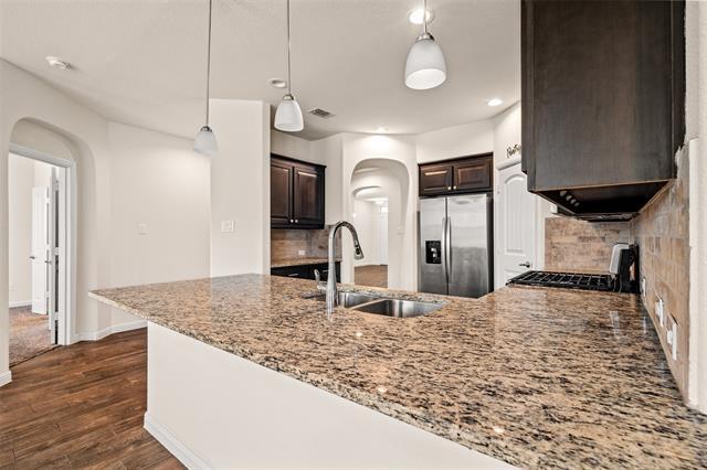 Building Photo - 9404 Blaine Dr