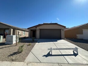 Building Photo - Beautiful New 3 Bedroom Home in the New Ra...