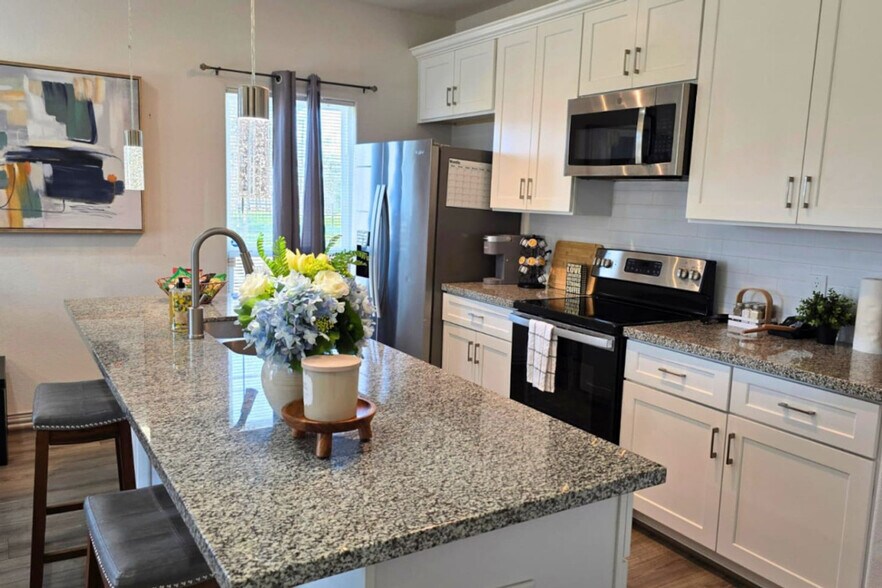 Building Photo - 2704 Sam Wilson St