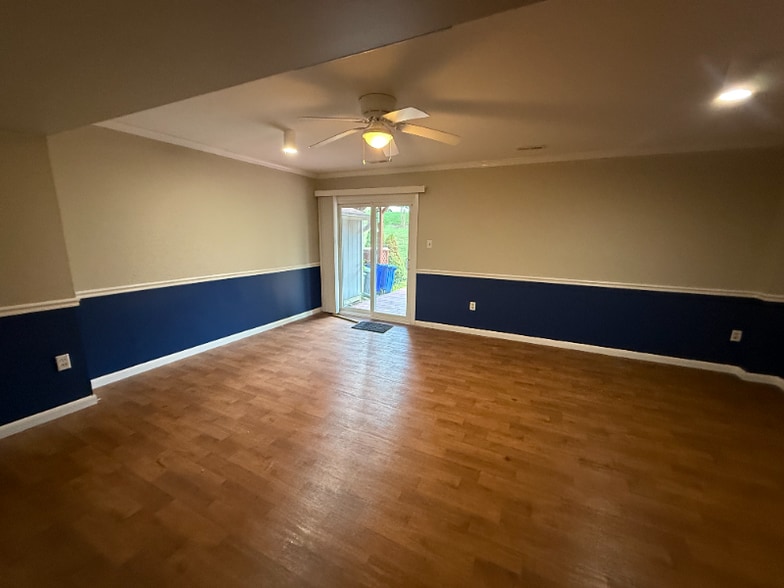 Building Photo - 7804 Old Litchfield Ln