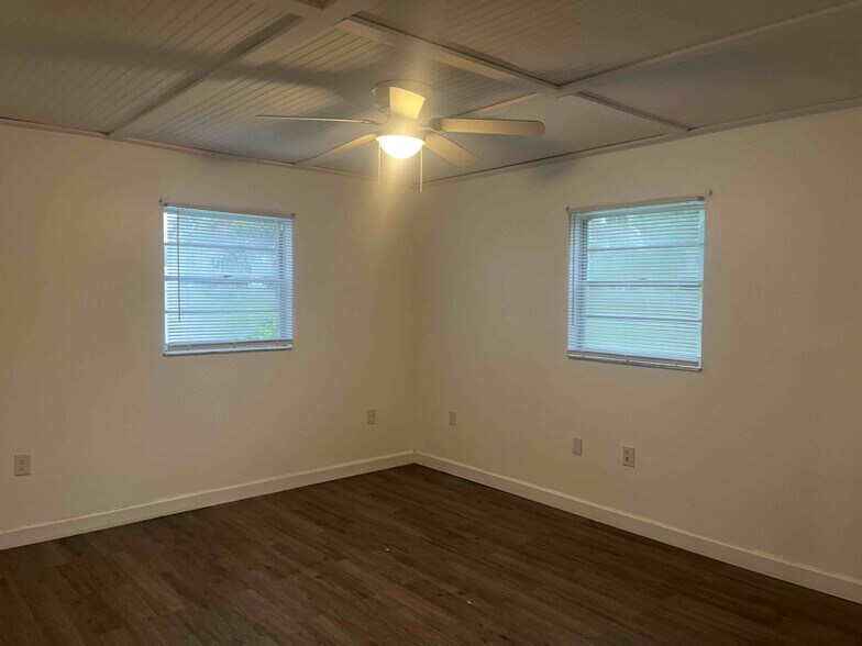 Building Photo - 1207 Garland Ave