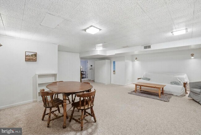 Building Photo - 7322 Edmonston Rd