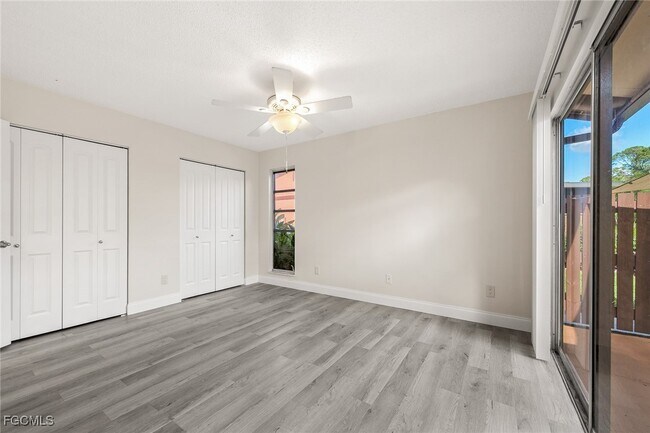 Building Photo - 15467 Crystal Lake Dr