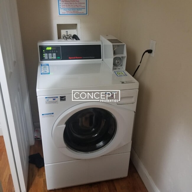 Building Photo - 712 Shawmut Ave