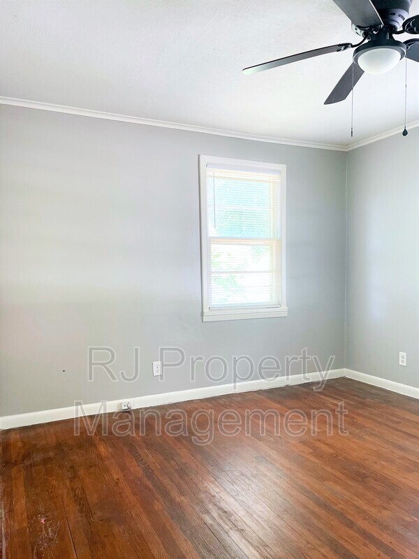 Building Photo - 3521 Denver St