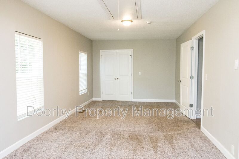 Building Photo - 3629 Thrushwood Dr