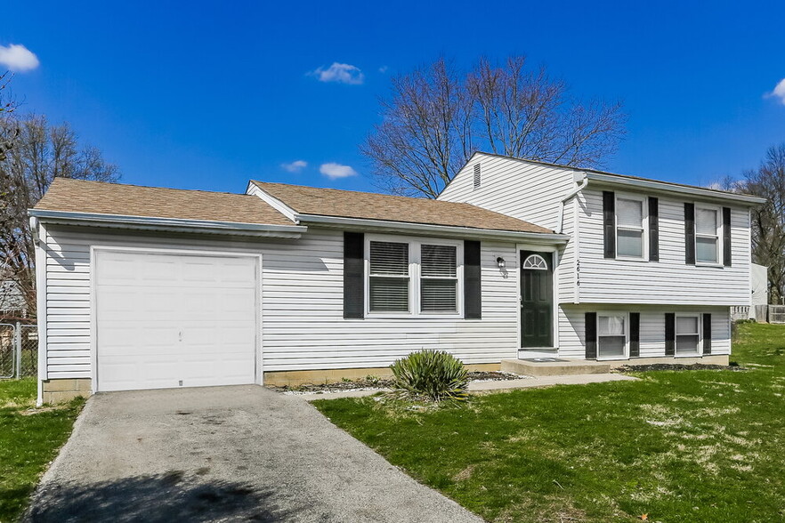 Building Photo - 2616 Saugus Cir