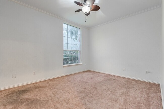 Building Photo - 3829 Bonita Dr