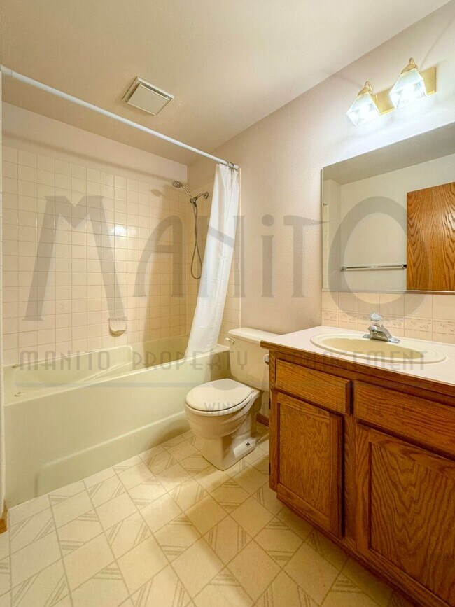 Building Photo - **COMING SOON** Sprawling Glenngrae Gated Community