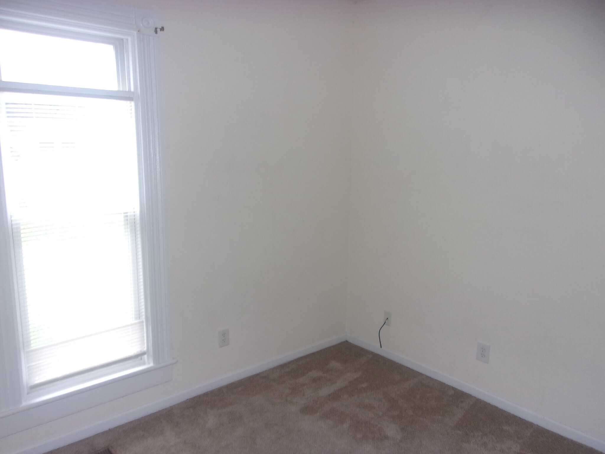 Building Photo - 908 Mechanic St