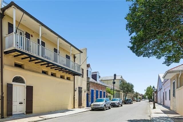 Building Photo - 1041 Ursulines Ave