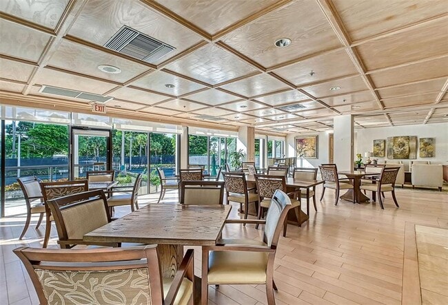 Building Photo - 575 Sanctuary Dr