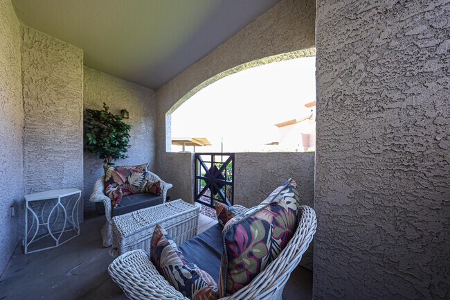 Building Photo - 3236 E Chandler Blvd