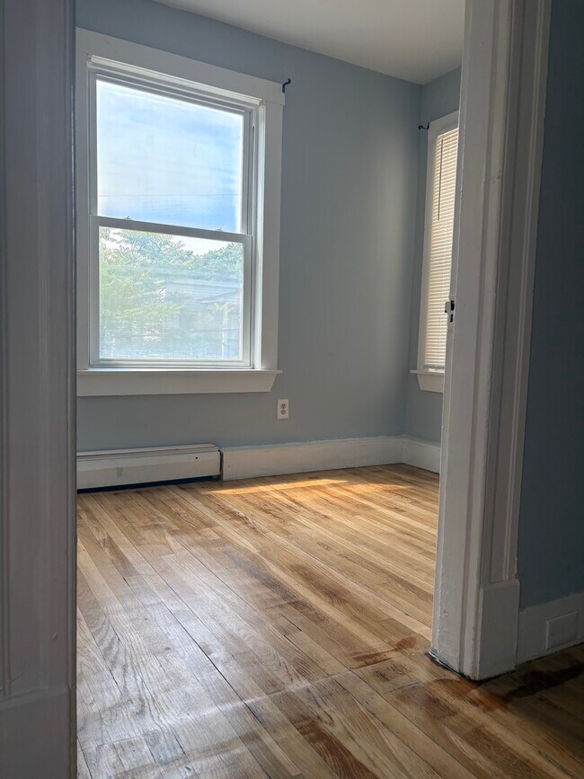Building Photo - 47-49 Irion Street, Waterbury CT 06704