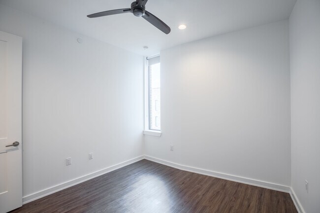 N Guest Bedroom - St. Andrie At Buffalo Heights