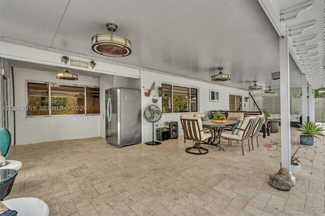 Building Photo - 630 SW 100th Terrace