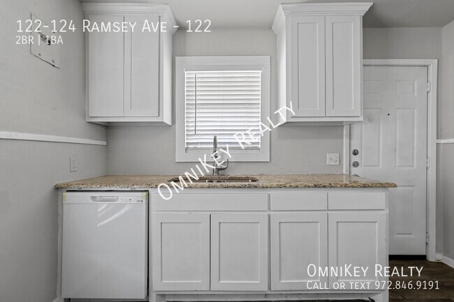Building Photo - 122-124 Ramsey Ave-122