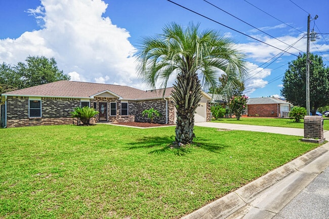 Building Photo - 7216 Antoinette Cir