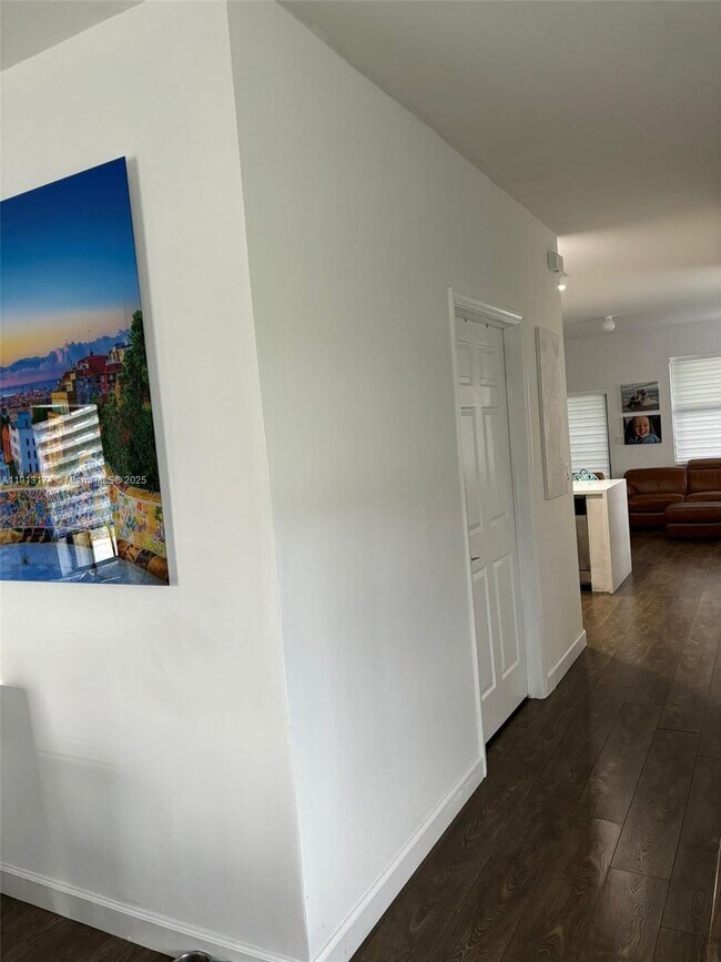 Building Photo - 8986 W 35th Way