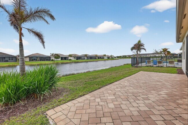 Building Photo - 11765 SW Poseidon Way