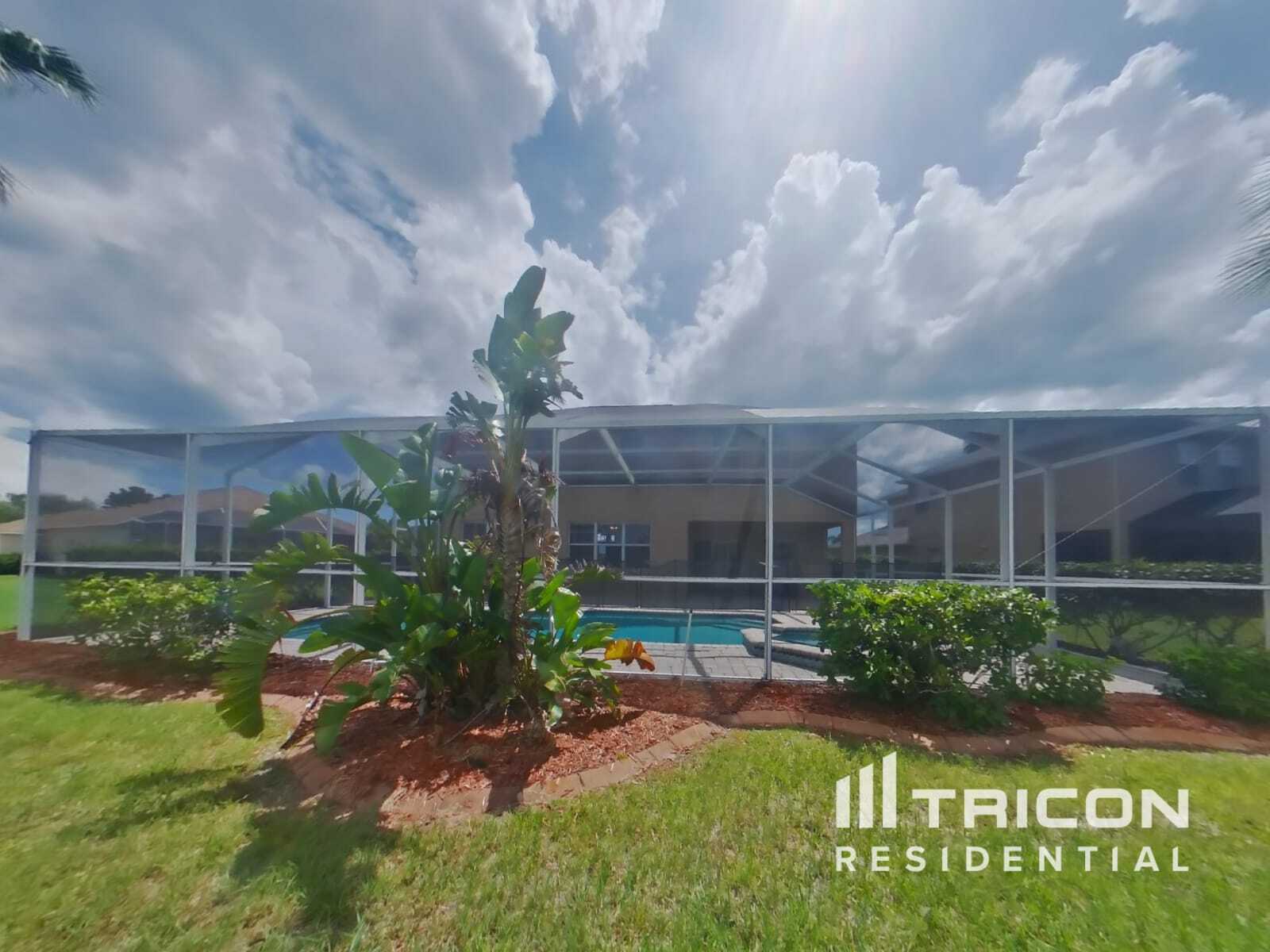 Building Photo - 3600 Cresthill Ln