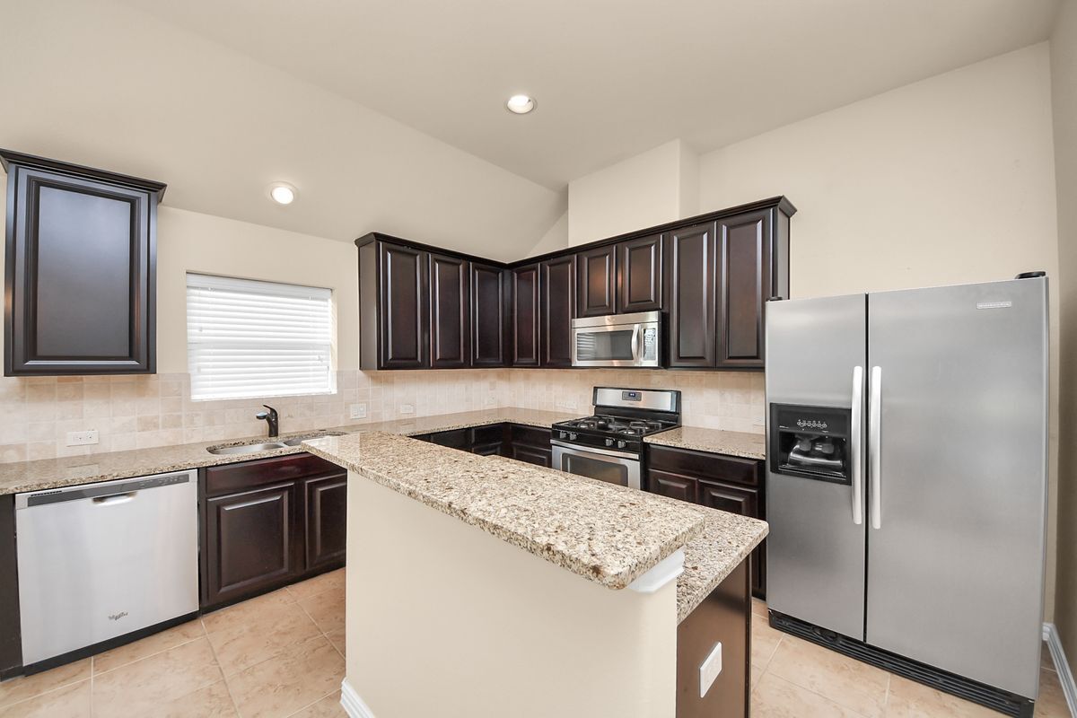 Building Photo - 2527 Horned Owl Dr