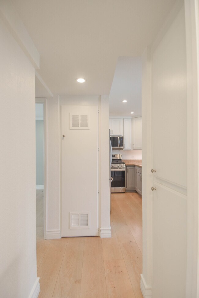 Building Photo - 12530 Venice Blvd.