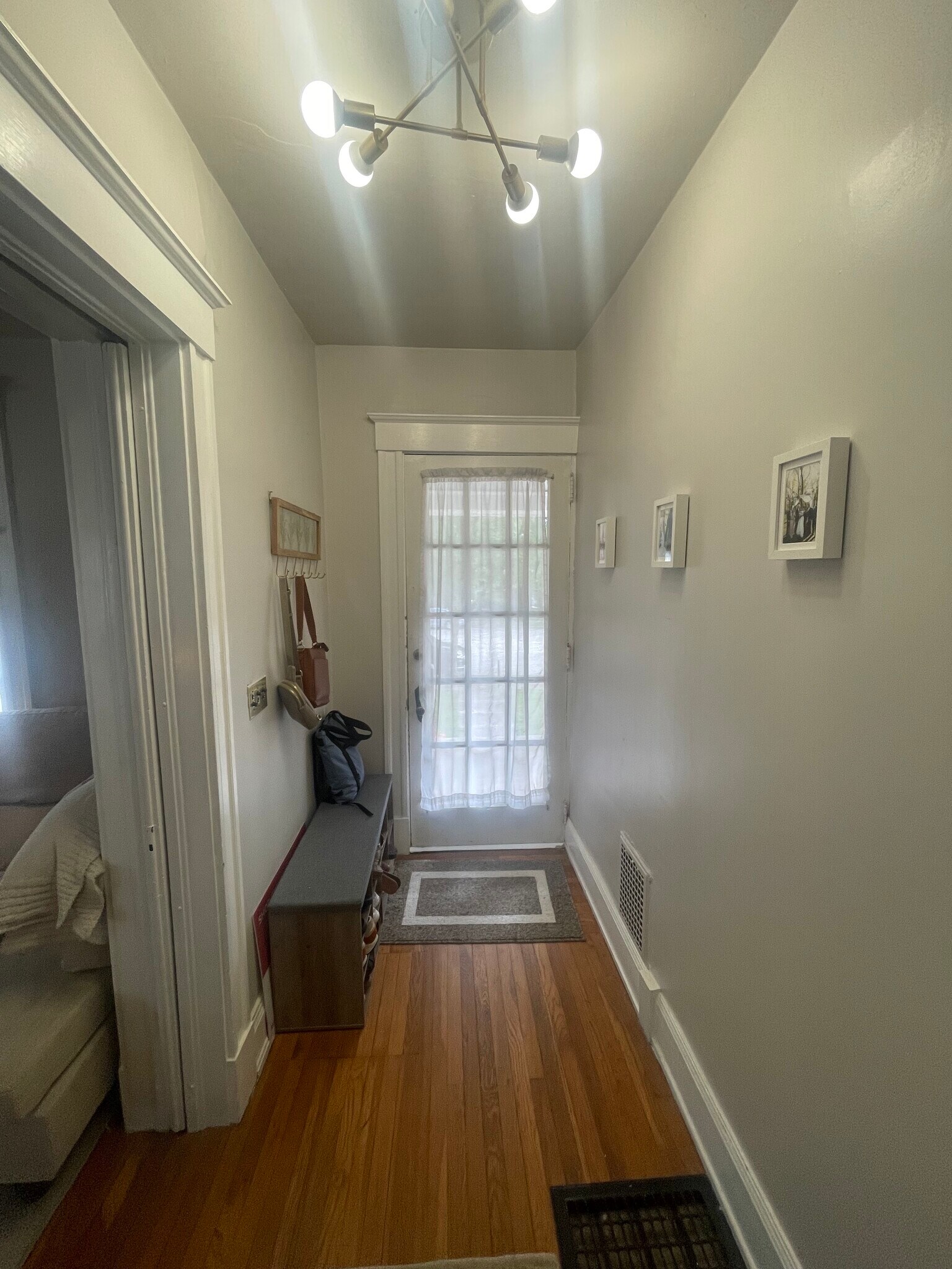 Building Photo - 2860 Erie Ave