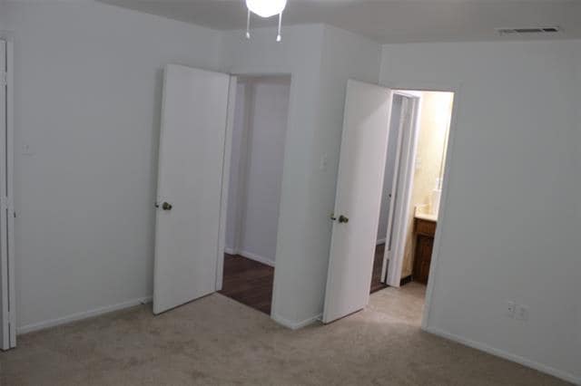 Building Photo - 8780 Kimberly Ln