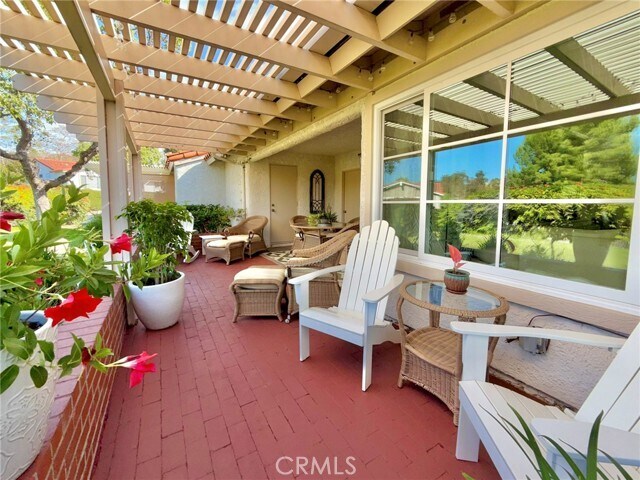 Building Photo - 23611 Vía Storni