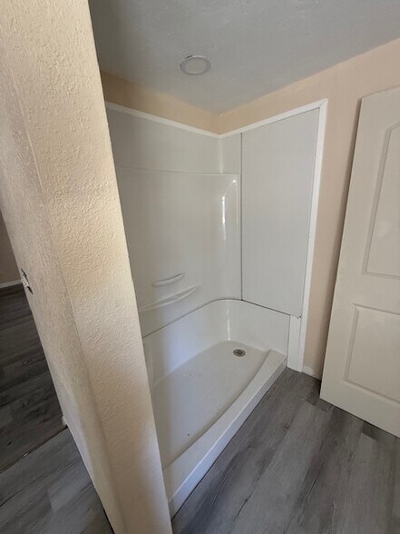 Building Photo - 3334 Oak Meadows Dr